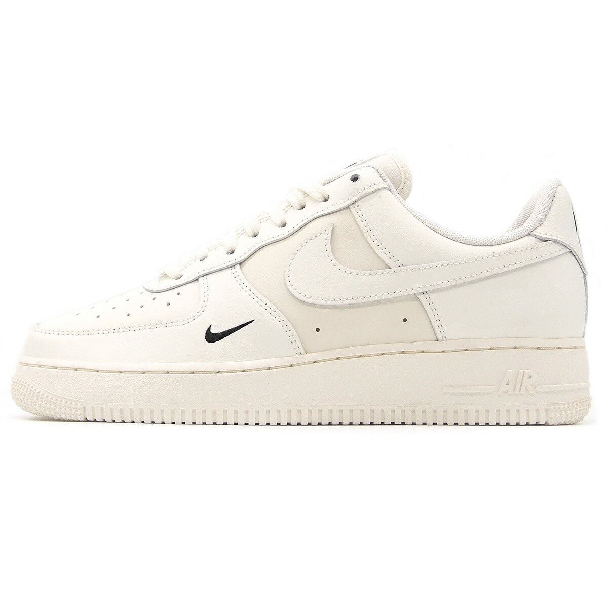 NIKE WMNS AIR FORCE 1 '07 ESS SAIL/SAIL-BLACK HF1058-133 ナイキ ウィメンズ エアフォース1 '07 ESS セイル/セイル-ブラック メンズ