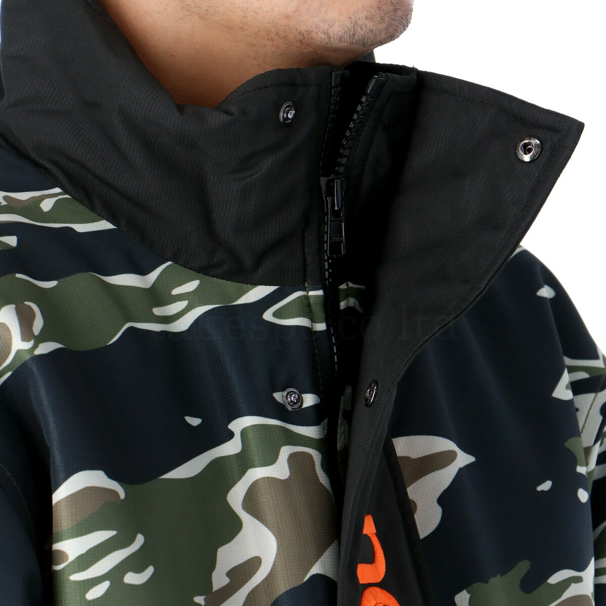 メンズ 大きいサイズ メンズ おしゃれ Newbalance 送料無料 保温 新作 カモ柄 ウインドジャケット コート ジャケット ウインドジャケット ピステ 迷彩 トレーニングウェア 防寒 Jmjp0233g01 スポーツウェア 中綿入り シャカシャカ シャカジャー 上 ニューバランス 有