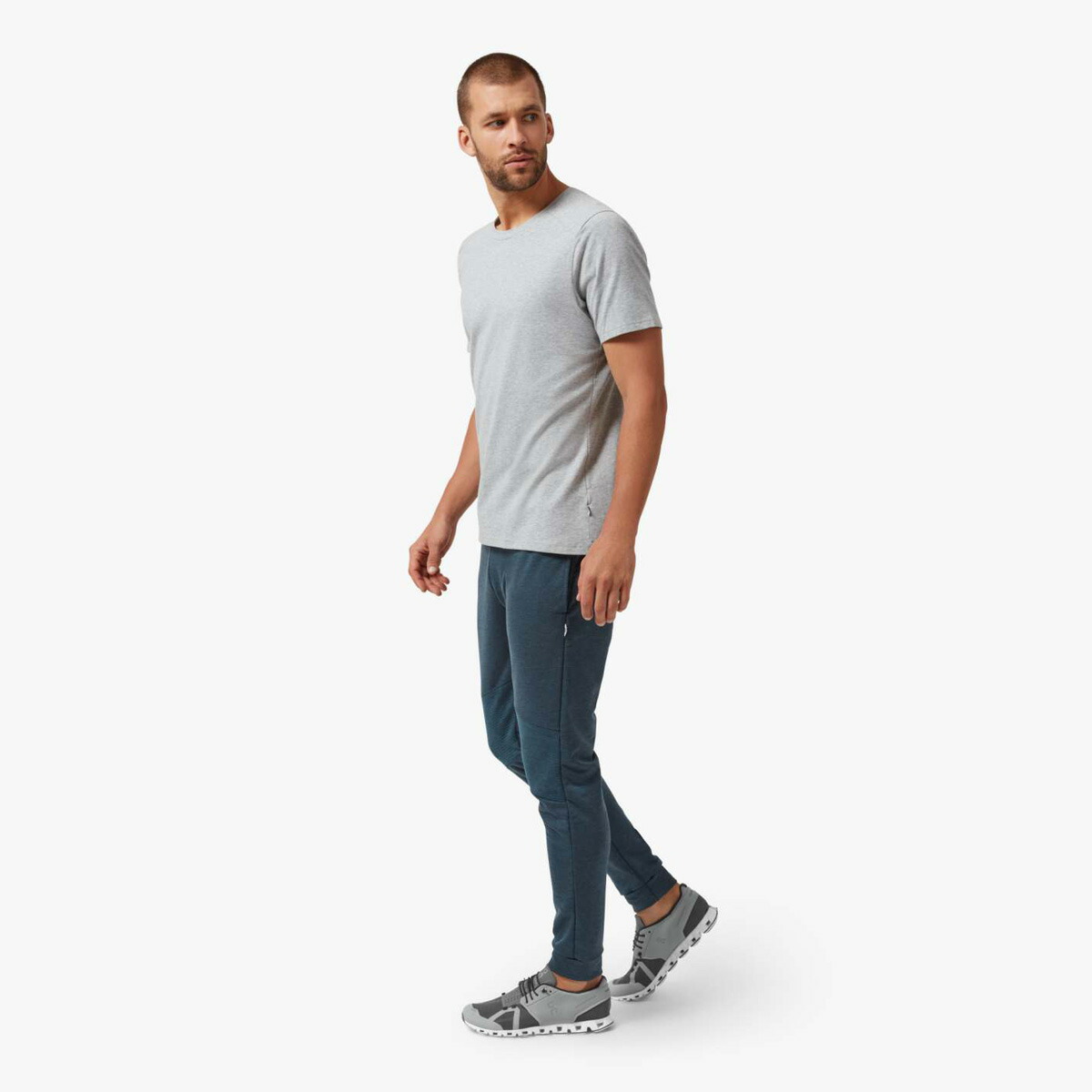 送料無料 オン Tシャツ 上 メンズ On 半袖 m Gry スポーツウェア トレーニングウェア 大きいサイズ 有 スポーツ おしゃれ ブランド Aplusfinance Blog Com