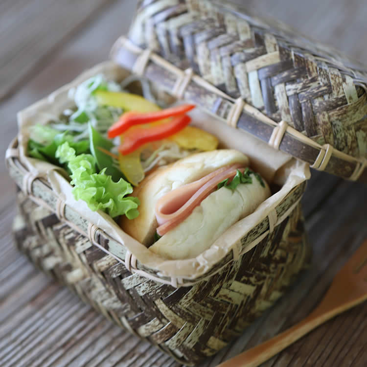楽天市場】【国産】おむすびが蒸れずにおいしい竹かご竹製お弁当箱の 