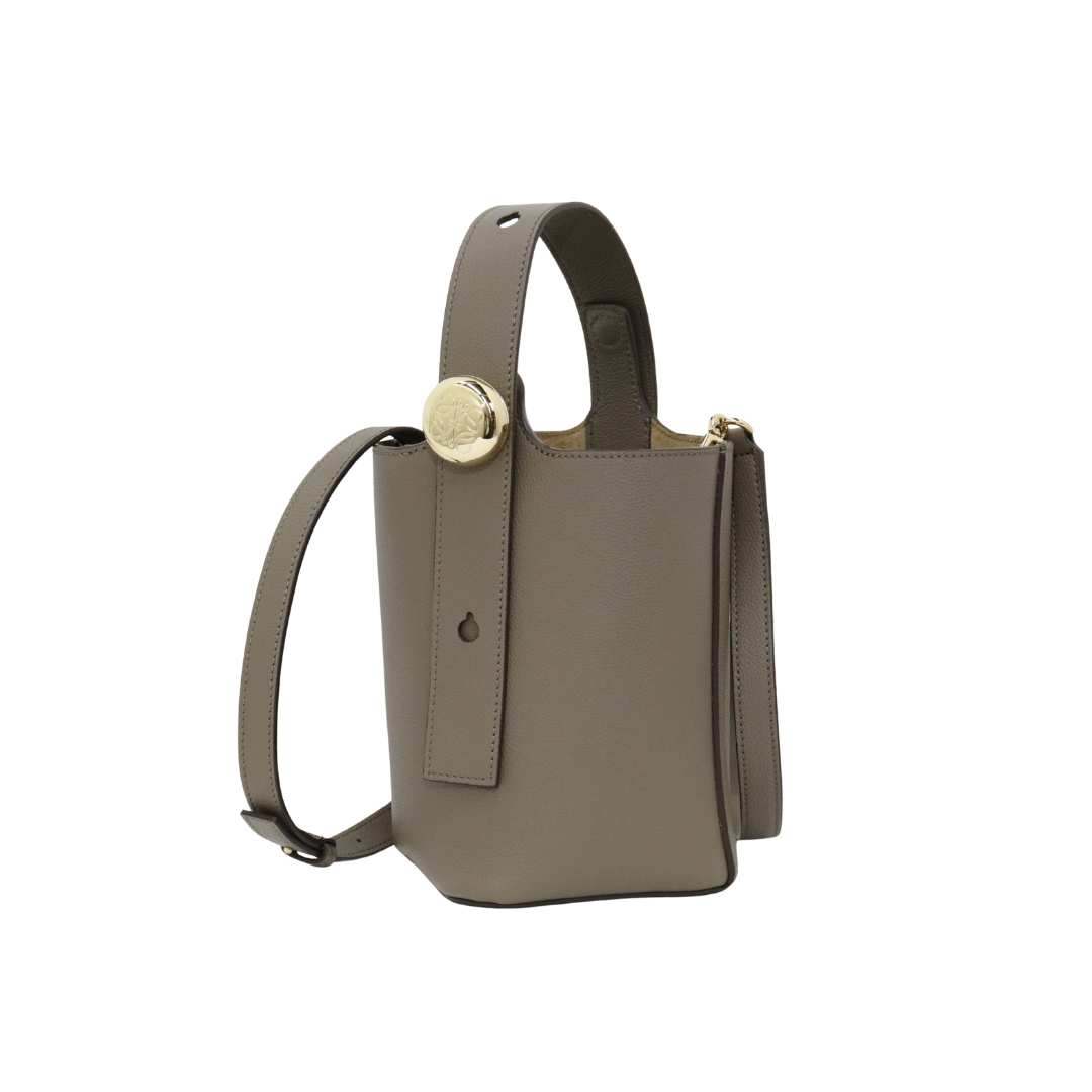 楽天市場】LOEWE ロエベ トートバッグ A717S72X02 レディース