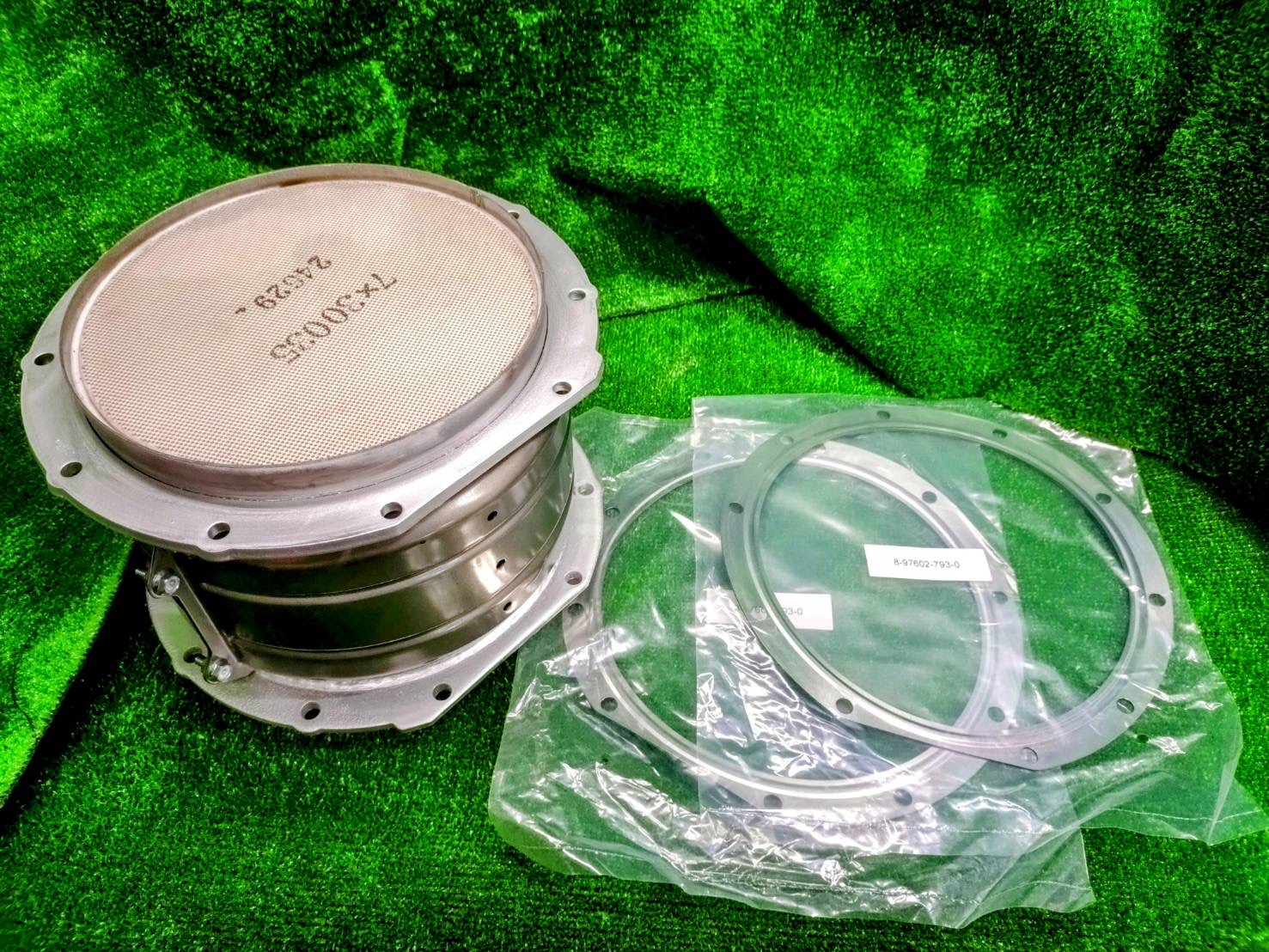 楽天市場】国内生産触媒DPDリビルト ISUZU フォワード FRR35C3S