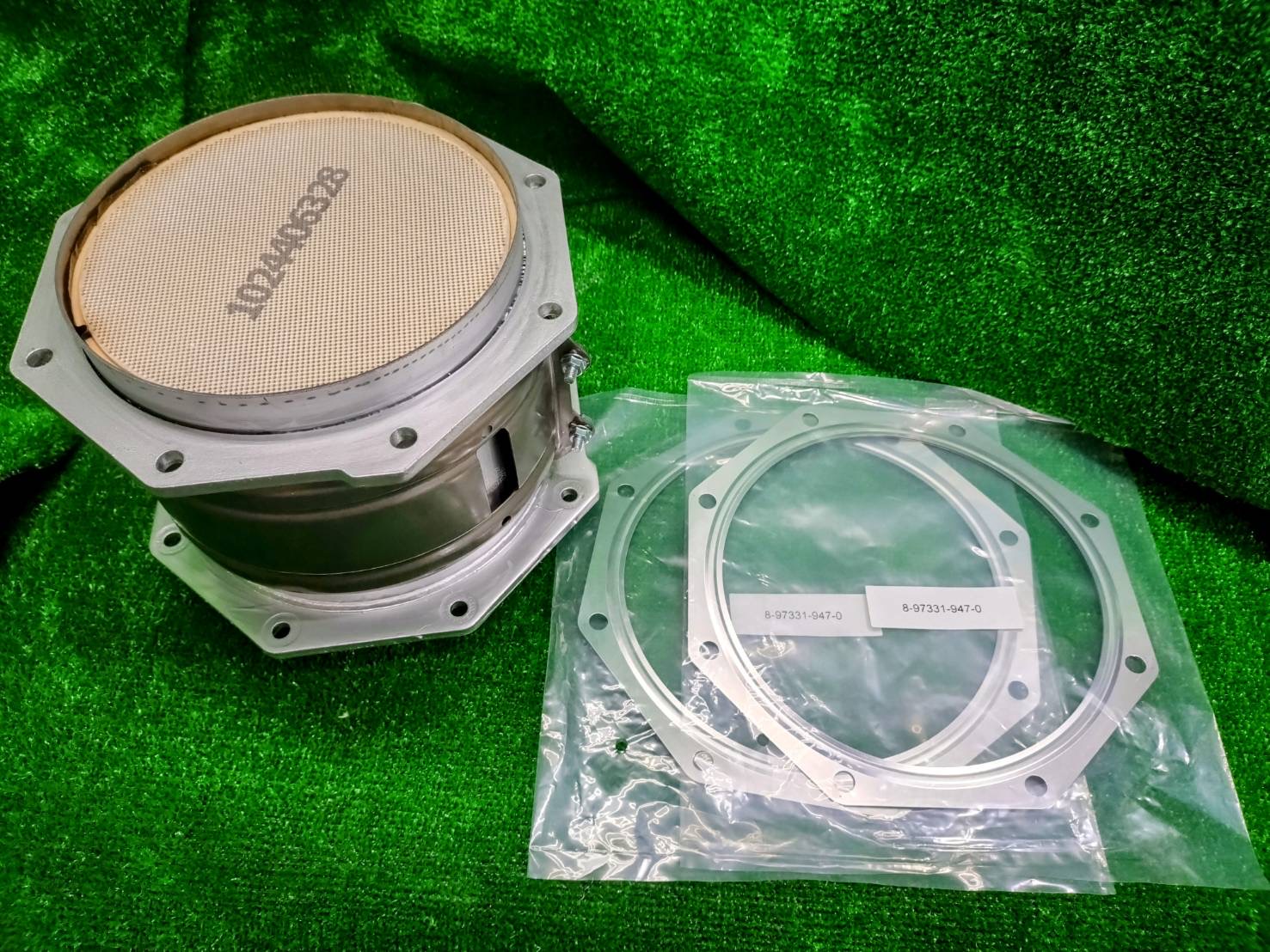 楽天市場】国内生産触媒DPDリビルト ISUZU エルフ NKR85/NJR85