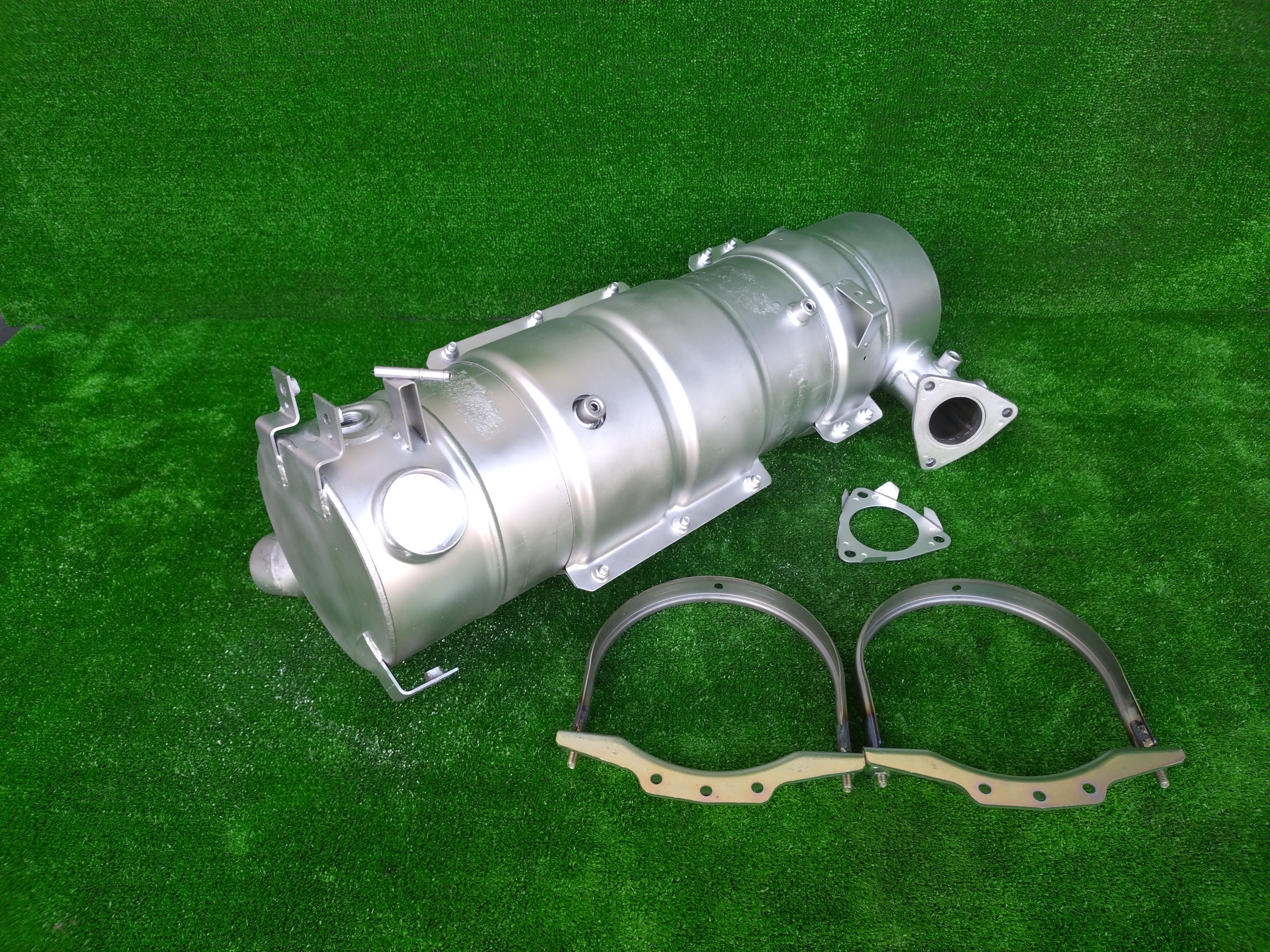 トヨタ ダイナ DPF触媒マフラー N5 78230 中古 トヨタ マフラー (DPF/DPD/DPR) H27年【ストックNo.8-49347