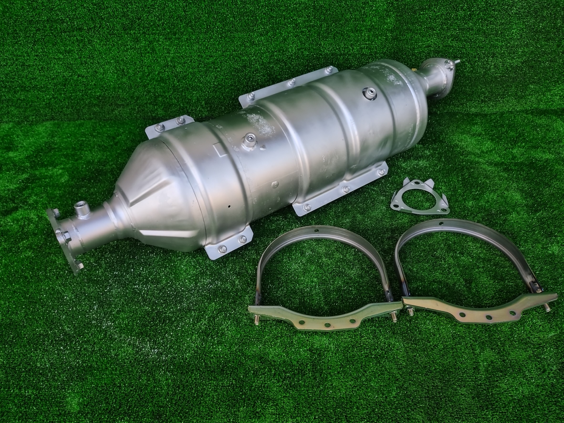 トヨタ ダイナ DPF触媒マフラー N5 78230 トヨタ ダイナ DPF触媒マフラー N5 78230 ダイナ - 【DPF・DPD