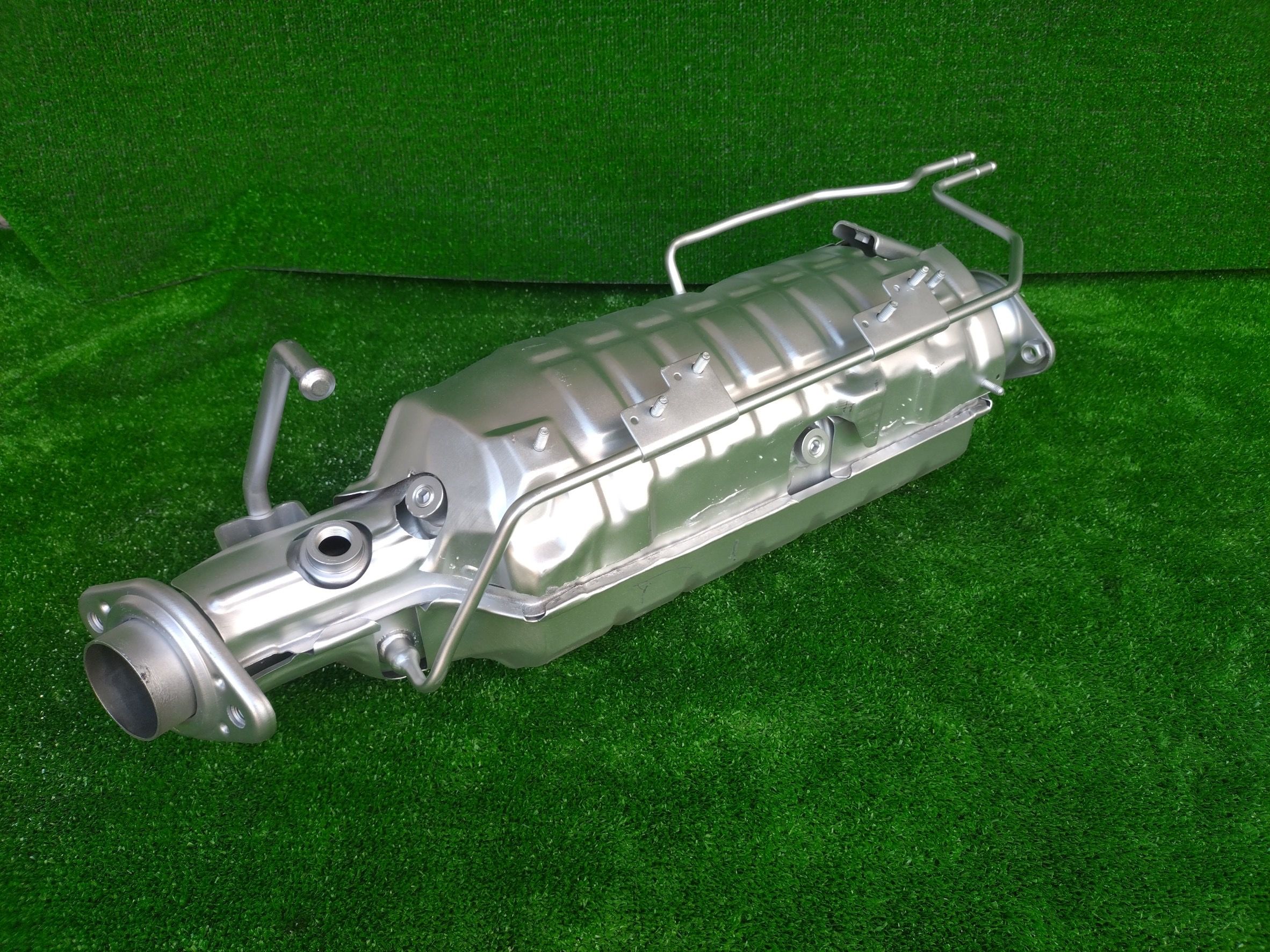 触媒 プラチナ トラックDPD DPF ディーゼル 日産 リビルト DPF・DPD・DPR 洗浄品 アトラス FEB5W ME555982