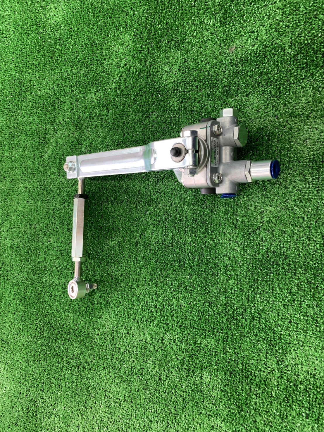 日野グランドプロフィアリア用キャブレベリングバルブ S50F0-E0030 日野グランドプロフィアリア用キャブレベリングバルブ S50F0-E0030