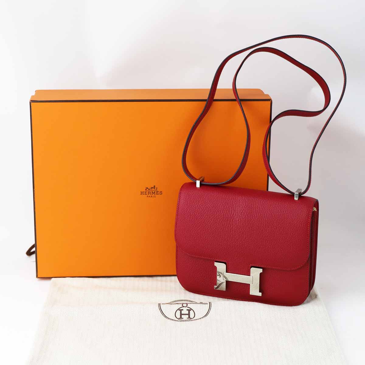 HERMES エルメス コンスタンスミニ 18 シェーブル・ミゾール シルバー金具 フランボワーズ U刻印【中古】ハンドバッグ【送料無料】【代引き無料】TMR2412100003｜麻布十番タマリヤ質店店 1,750,000円