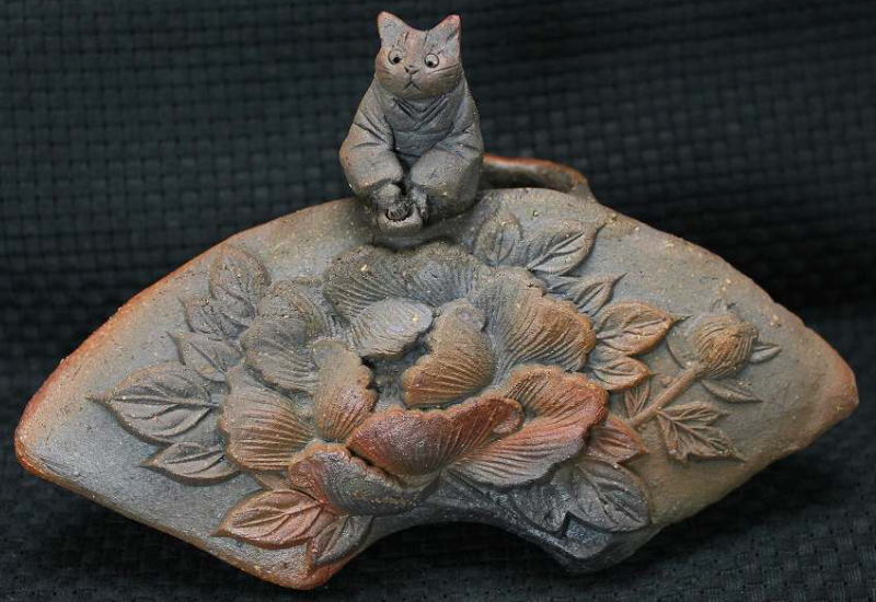 楽天市場】水谷満 作頑固おやじ猫の焼き物たち皿や器や招き猫