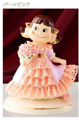 ぺこちゃん　ミニチュアビスクドールキーホルダーセット　不二家　新品　美品 Amazon | 不二家 PEKOちゃん （ペコちゃん） YEAR'S 2014 ミニ