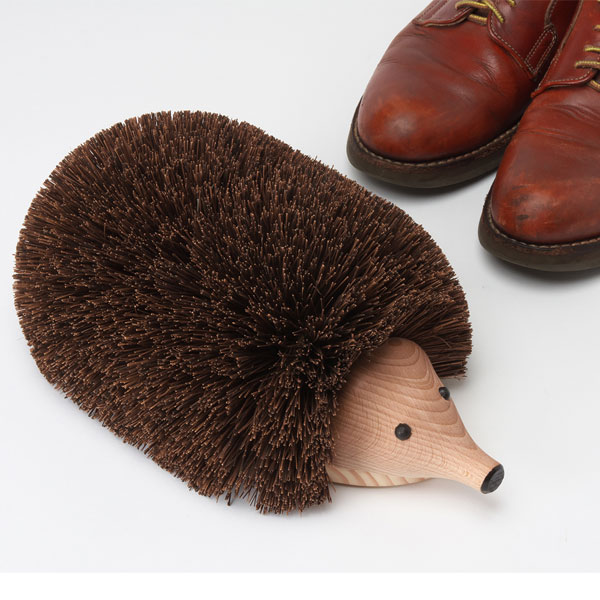 レデッカー Redecker ドイツ 送料無料日用品雑貨 文房具 手芸 おしゃれ ブラシ 泥落とし 泥落とし シューケア シューアクセサリー Redecker レデッカー はりねずみの泥落とし 靴 靴底 シューズ ブラシ 靴磨きハリネズミ 針鼠 ブラシ 靴ブラシ フットブラシ 泥