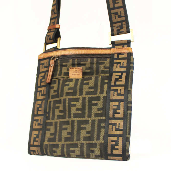 FENDI フェンディ サコッシュ ショルダーバッグ 7VA186 ズッカ柄 カーキ ブラック キャンバスレザー 18078 【中古】|たまや質店