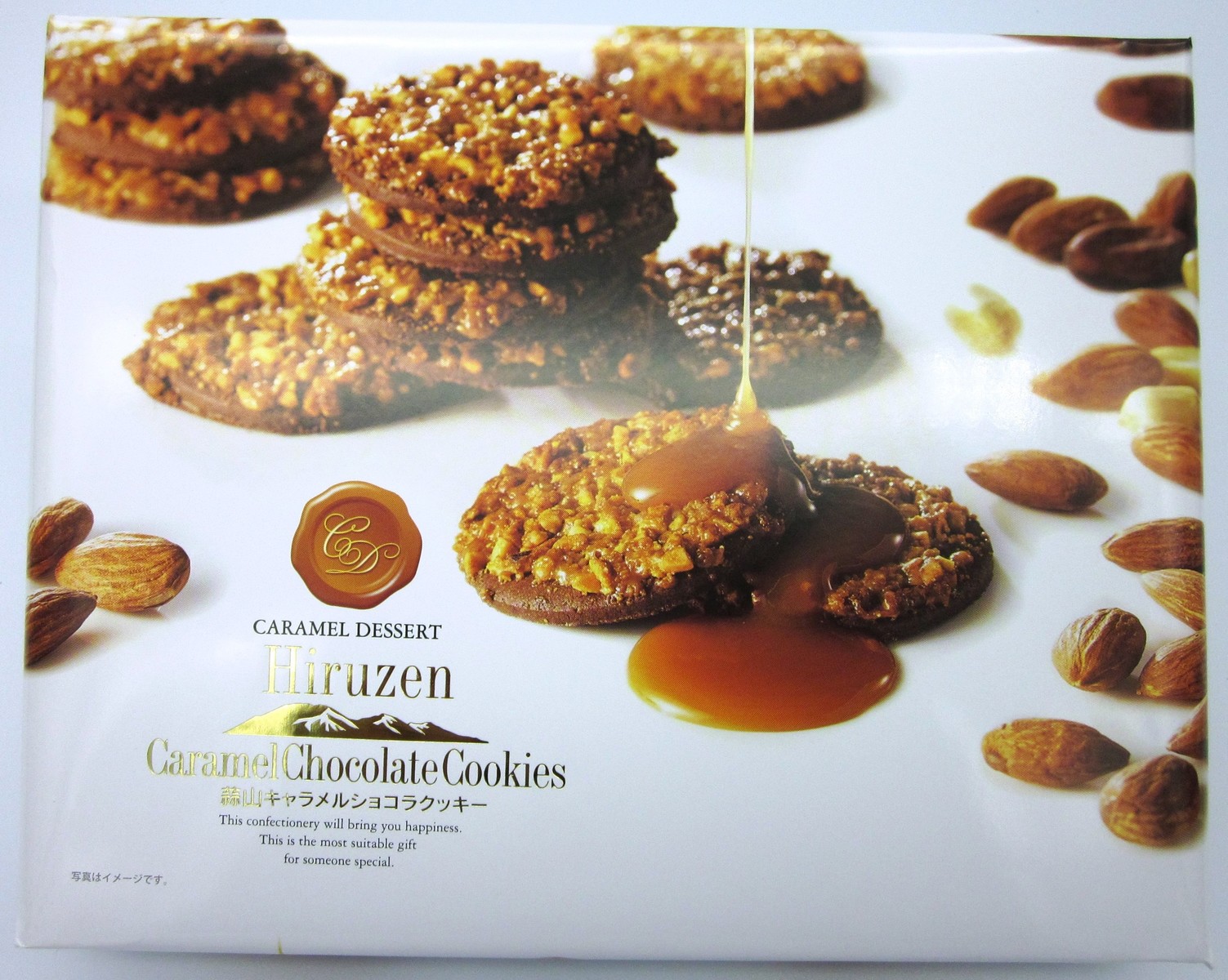 楽天市場 岡山白桃焼ショコラ 小 岡山土産 岡山 お菓子 お取り寄せ ギフト 特産品 岡山県 グルメ プレゼント お菓子詰め合せ 岡山特産品 白桃 クッキー 岡山県産白桃ピューレ使用 白桃 洋菓子 焼ショコラ ショコラワッフルクッキー 白桃チョコクリーム 贈り物 株式会社