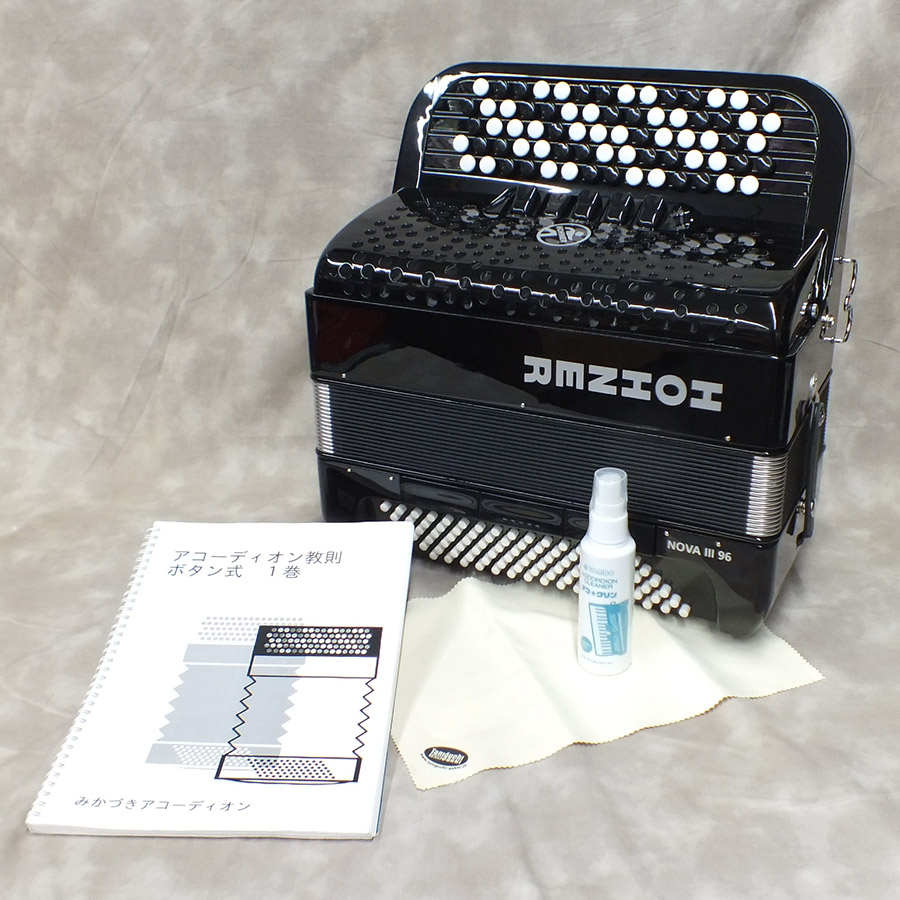 Roland V-accordion FR-1b (ボタン式)アコーディオン fr_1_angle_main.jpg