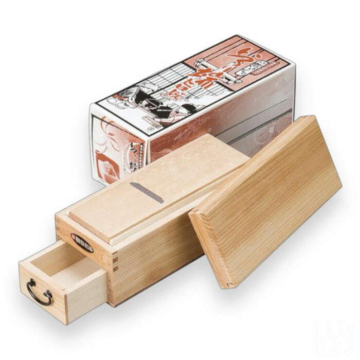 伊勢音　かつお節削り器　本枯節2本　木製ハンマーセット販売 鰹節 削り器 セット 本枯れ節 燕三条産 高級鰹鉋刃使用 枕崎産