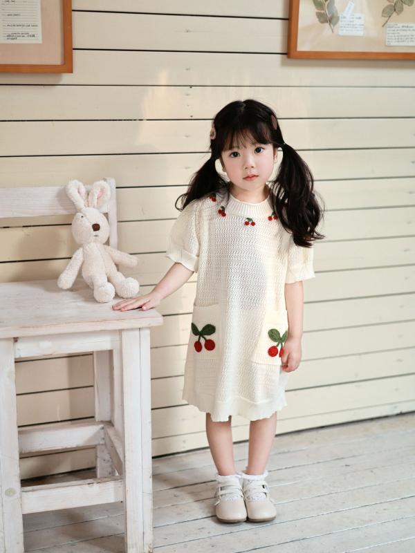 ワンピース 女の子 キッズ 膝丈ワンピース 子供服 かわいい コットン 刺・墸 チュニック Aライン プリンセススタイル ミドル丈 ノースリーブワンピース ガーリー ナチュラル 裏地付き お出かけ着 普段着 ベージュ系