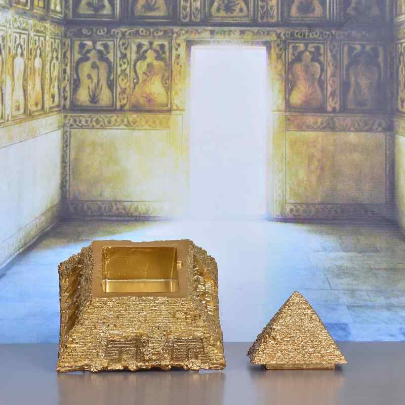 楽天市場】エジプト 雑貨 文明 グッズ クフ王 ピラミッド モデル 貯金