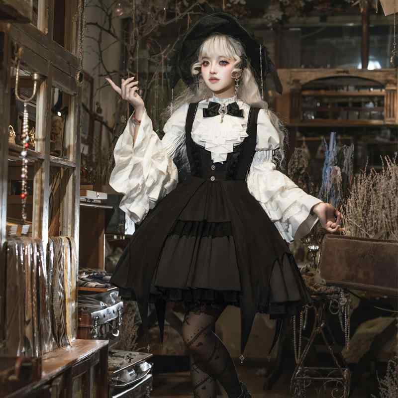 ロリータ レディース ロリータ服 かぶり笠付き添い人 トップ 前掛けスコート 可愛らしい ゴスロリ 膝丈 ポリエステル 3点仕かける 普段使い走り 出来事 寄り合い コスプレ ハロウィン パフ衣手 ギャザー 長袖 フラウンス 読みもの レトロ 色彩設計