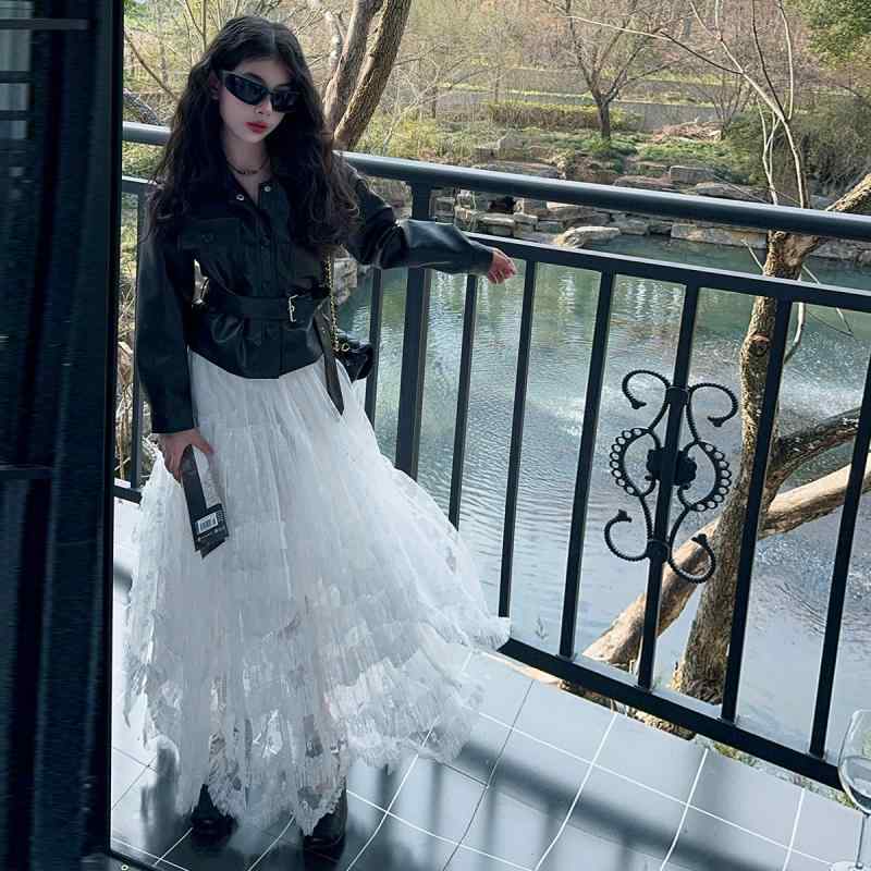 子供服 アウター ジャケット 女の子 春秋 PUレザー 中 крупный 子供 スリムフィット ウエストベルト付き 黒色 フェイクレザー 120cm 130cm 140cm 150cm 160cm 170cm 韓国風 かわいい