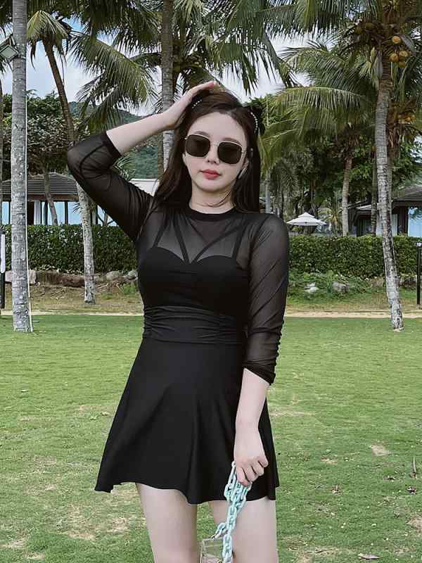 水着 レディース 大きいサイズ 体型カバー ワンピース タンキニ 露出少なめ 黒 100kg 巨乳 盛れる セクシー ホルターネック パッド付き 競泳用 女性用 大人 ママ ミセス 20代 30代 40代 50代