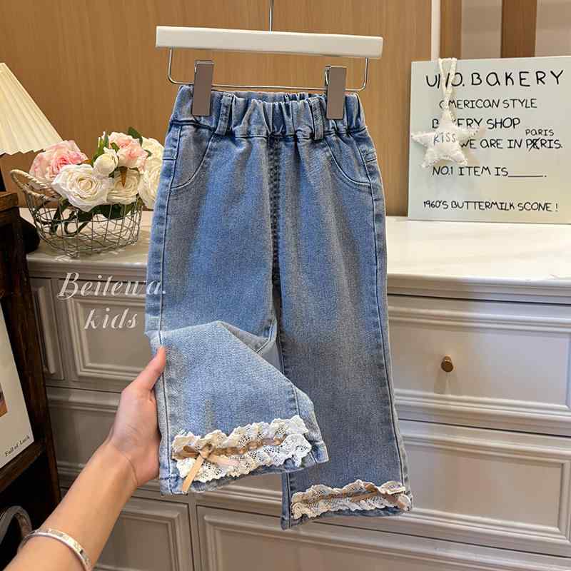 子供服 デニムパンツ ガールズ レース フリル 蝶結び 春秋 カジュアル ロングパンツ 女児 中腰 90 100 110 120 130 140 コットン