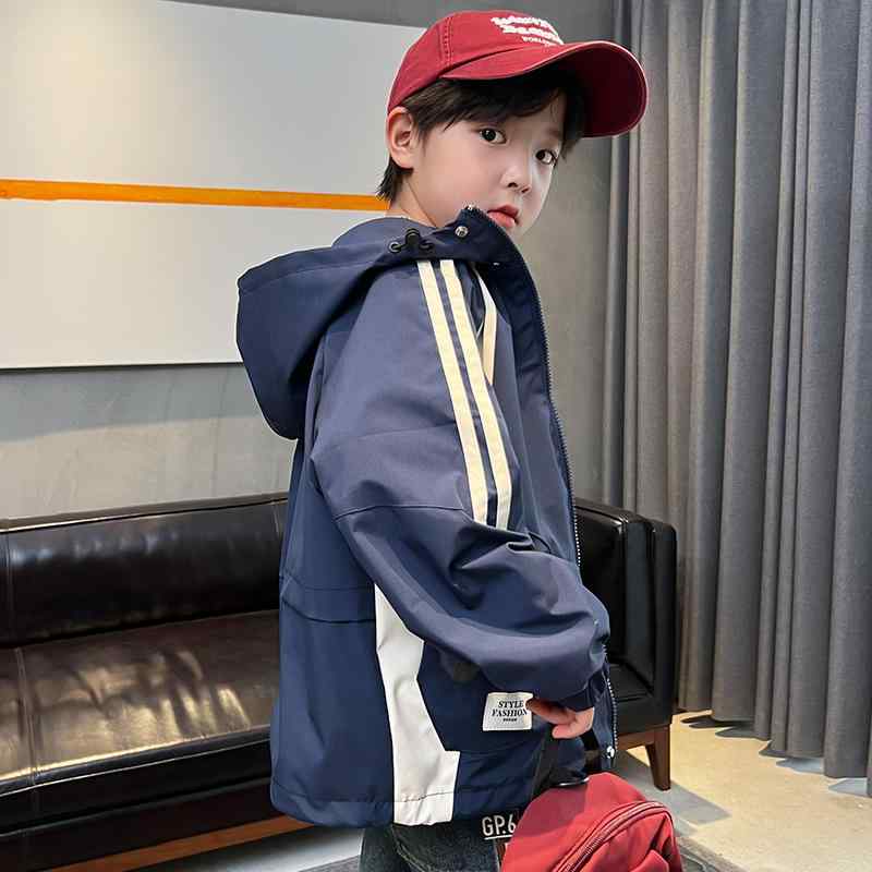 キッズ ジャケット 春秋 男の子 アウター 子供服 春 ジャンパー フード付き ウインドブレーカー カーキ色 紺色 110cm 120cm 130cm 140cm 150cm 160cm 170cm 4,902円