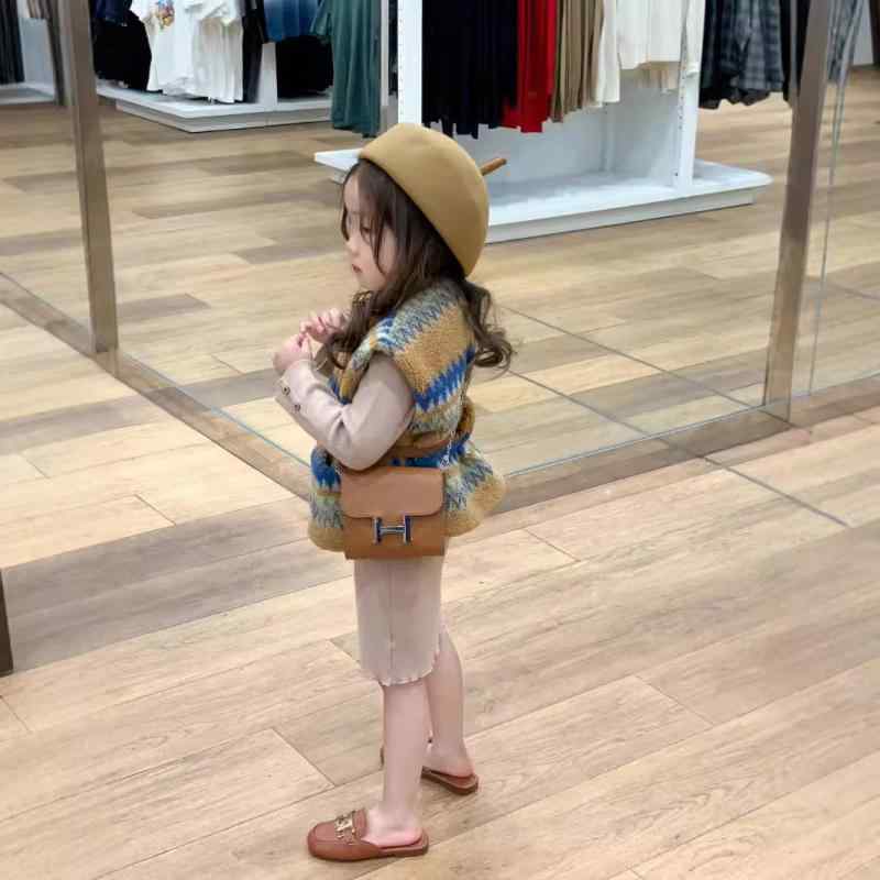 子供服 女の子 ニットワンピース セットアップ ツーピース ノースリーブ ベスト ベルト付き ストライプ柄 秋冬 かわいい ガールズ キッズ 90 100 110 120 130 140cm