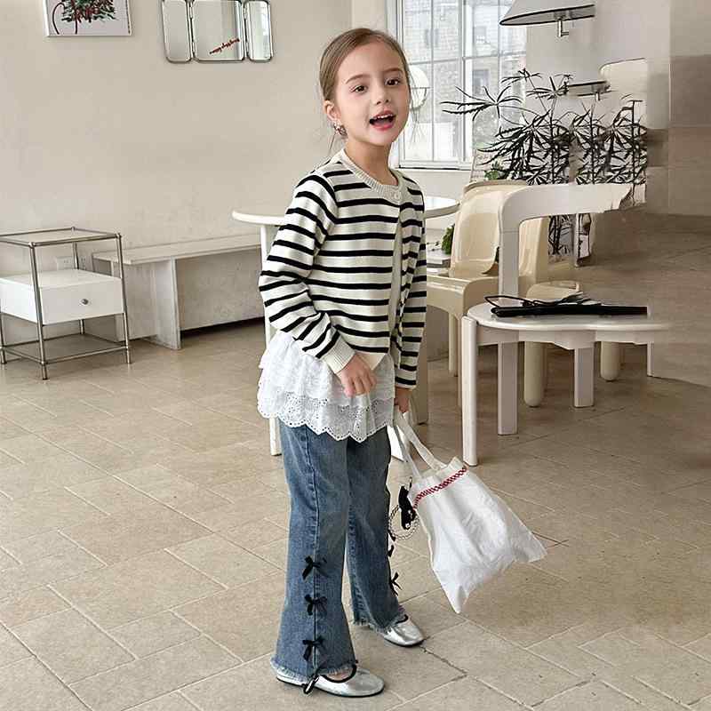 子供服 女の子 デニムパンツ ジーンズ 春秋用 ロングパンツ バタフライ リボン付き カットオフ ヴィンテージ風 コットン 普段着 かわいい ガールズ 女児 100 110 120 130 140 150 160