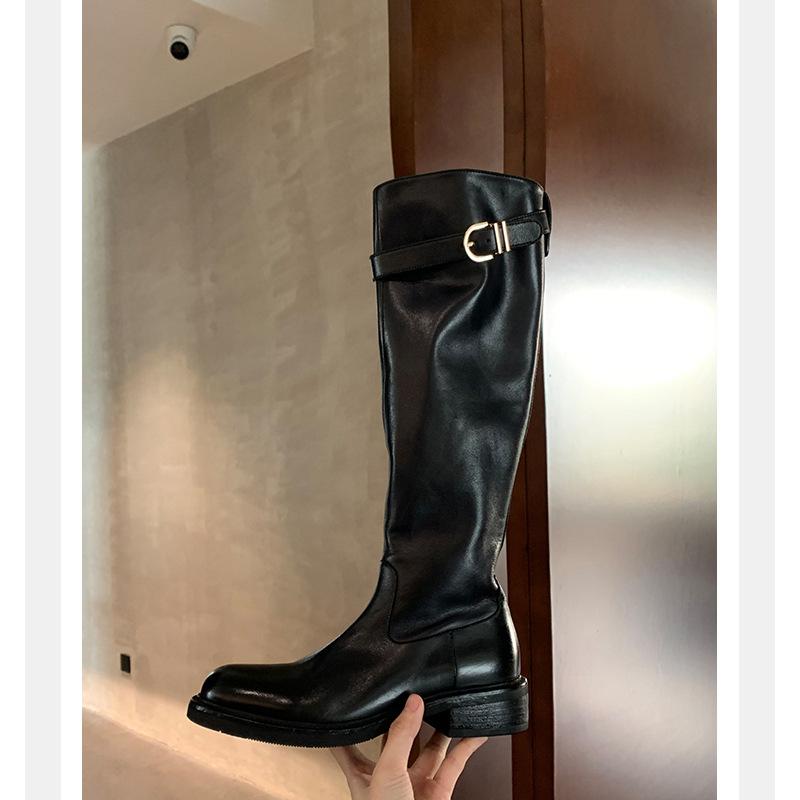 ブーツ レディース 洗いもの産業なめし革 胴締め飾りつけ 太踵 厚底 ロング丈 乗り尻ブーツ 秋冬 上滑り打ちきり 耐摩耗性 ラウンドトゥ 御上さん靴 黒いこと 珈琲