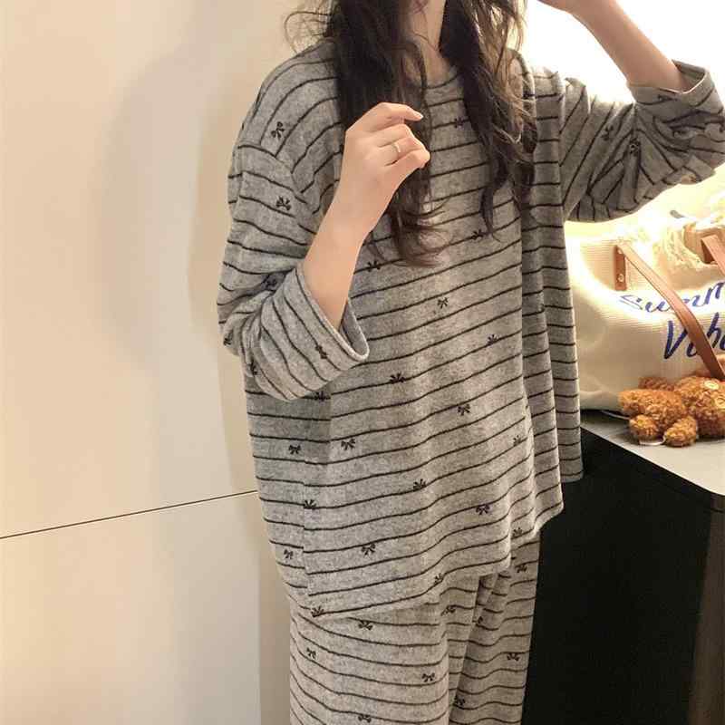 パジャマ レディース 秋冬 長袖 上下セット ルームウェア 寝巻き 部屋着 ストライプ柄 再生繊維 快適 灰色 4,289円