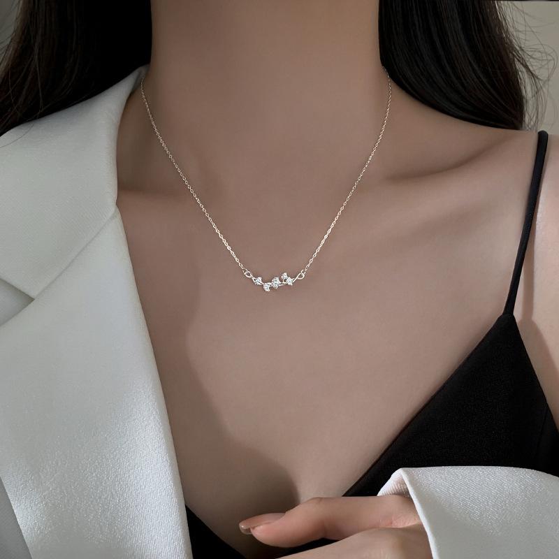 ネックレス レディース シルバー999 銀杏 杏の葉 ファッション 鎖骨チェーン 清新 スタイル 上品 エレガント 白金色