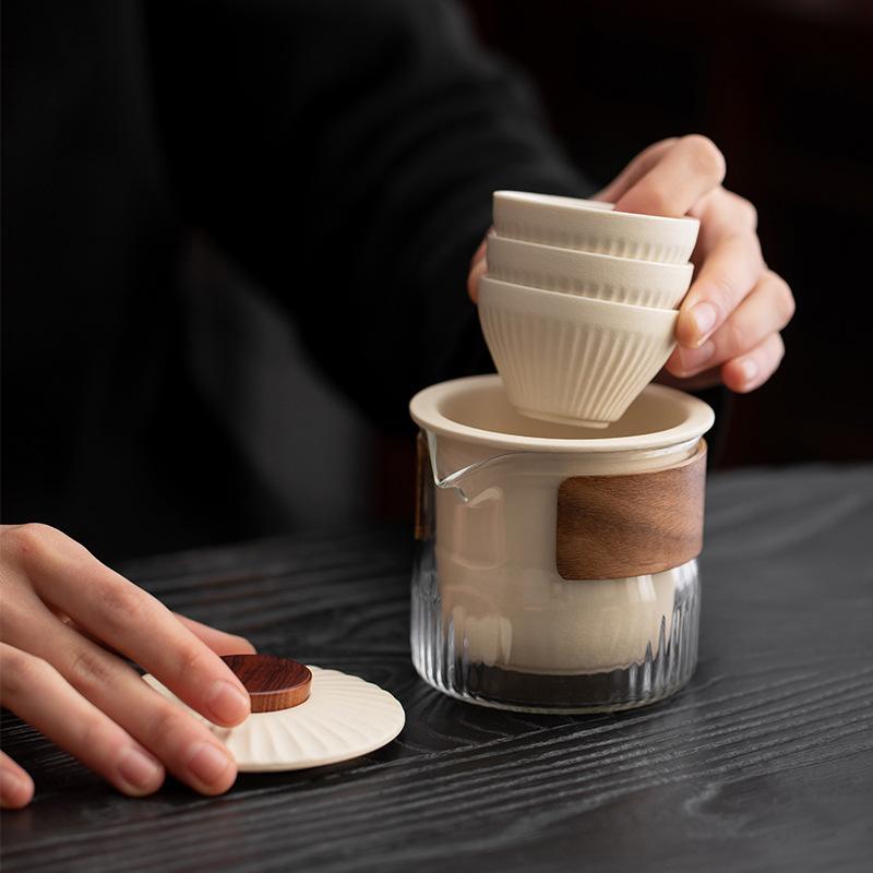 茶器セット 旅行用 ティーセット 陶器 茶道具 急須 湯呑み 3点セット 携帯式 釉薬仕上げ イエロー