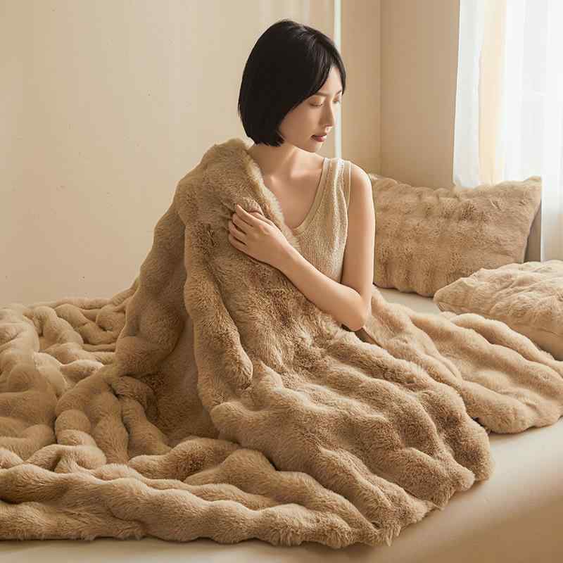 毛布 ブランケット ひざ掛け 秋冬 厚手 ポリエステル 無地 あったか 暖か 軽量 700g/平方メートル 100cm×160cm 160cm×200cm 180cm×200cm 200cm×230cm