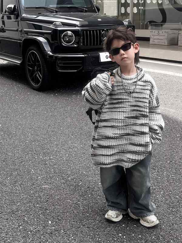 ニット・セーター キッズ 男の子 ボーイズ 秋物 子供服 黒白 ?変 グラデーション ラウンドネック プルオーバー トップス 普段着 おしゃれ着