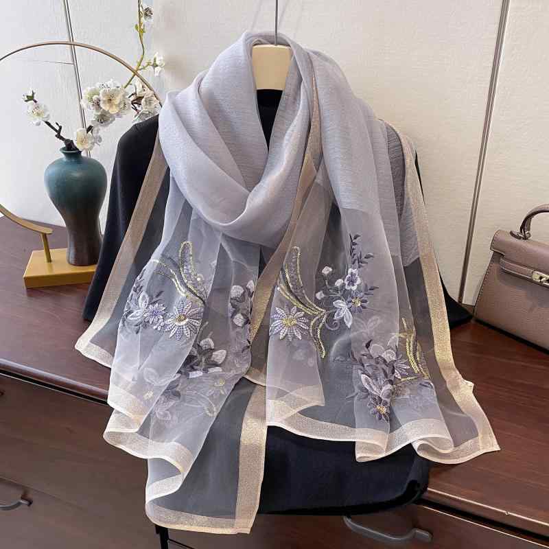 ストール レディース 春秋 真 silk 絹 羊毛 ウール ショール 刺・墸 刺繍 花柄 中国風 エレガント 冷房対策 紫外線対策 UVカット ピンク系