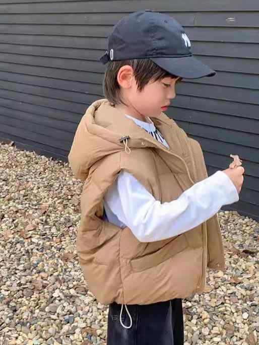 子供用ダウンベスト フード付き 男女兼用 秋冬 中小子供 アウター 防寒 70％以上ダウン チョッキ ゆったり 無地 100cm 110cm 120cm 130cm 140cm 150cm