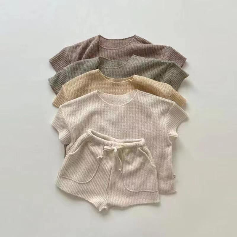子供服 半袖ニットセットアップ 中小儿童サイズ 男女兼用 薄手 夏 上下2点セット ルームウェア 部屋着 スポーツウェア ボーイズ ガールズ 80cm 90cm 100cm 110cm 120cm 130cm イエロー グリーン ベージュ ブラウン
