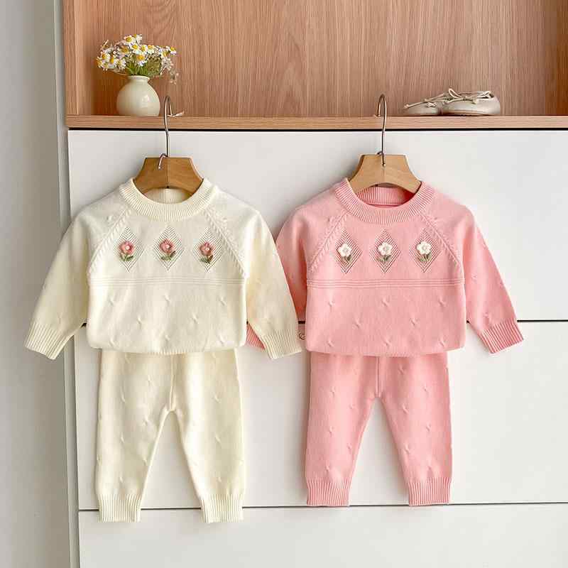 ニット セットアップ ベビー服 女の子 韓国風 ニット カーディガン 長ズボン 2点セット 乳幼児 子供服 春秋 かわいい 公園着 普段着 ピンク系 アイボリー