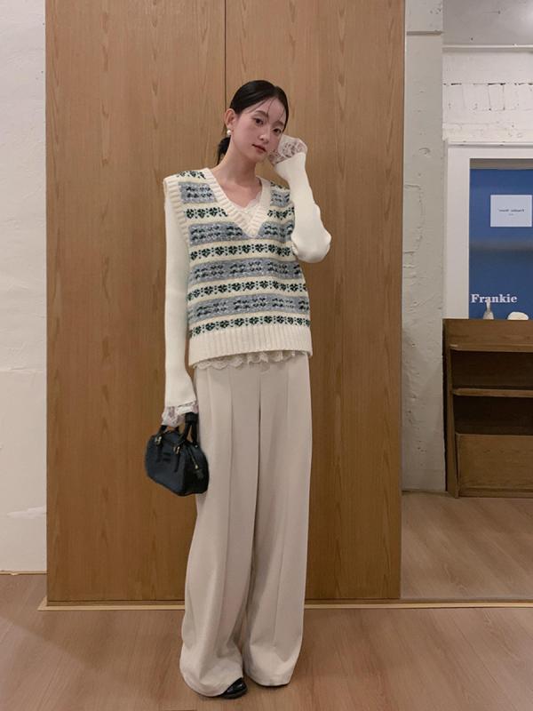ニット レディース ニットベスト Vネック プルオーバー 杏色 赤色 ボーダー柄 格子柄 普段使い 韓国風 日韓カジュアル 秋冬
