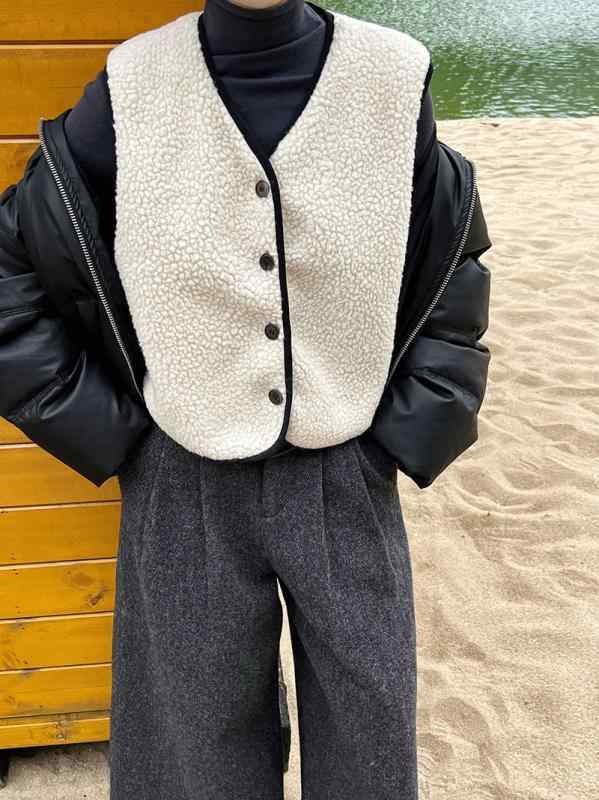 限りない レディース 秋冬 重ね着 ベスト ゆったり Vのど頚 心地よい 可愛らしい 格好のいい 象牙色 普段使い