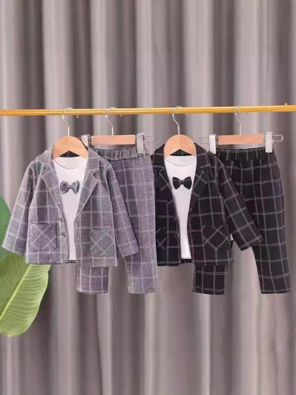 子供用フォーマルスーツ 3点セット（ジャケット、パンツ、蝶ネクタイ） 春秋物 男の子 キッズ おしゃれ 結婚式 発表会 グレー ブラック 4,262円