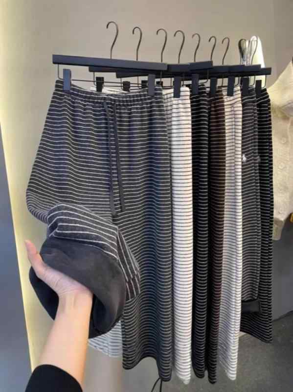 パンツ レディース ストライプ ウエストゴム 紐付き ワイドレッグパンツ 秋冬 厚手 ハイウエスト 裏起毛 暖か ゆったり リラックス ルームウェア 綿 カジュアル きれいめ 灰色 黒 コーヒー色 白