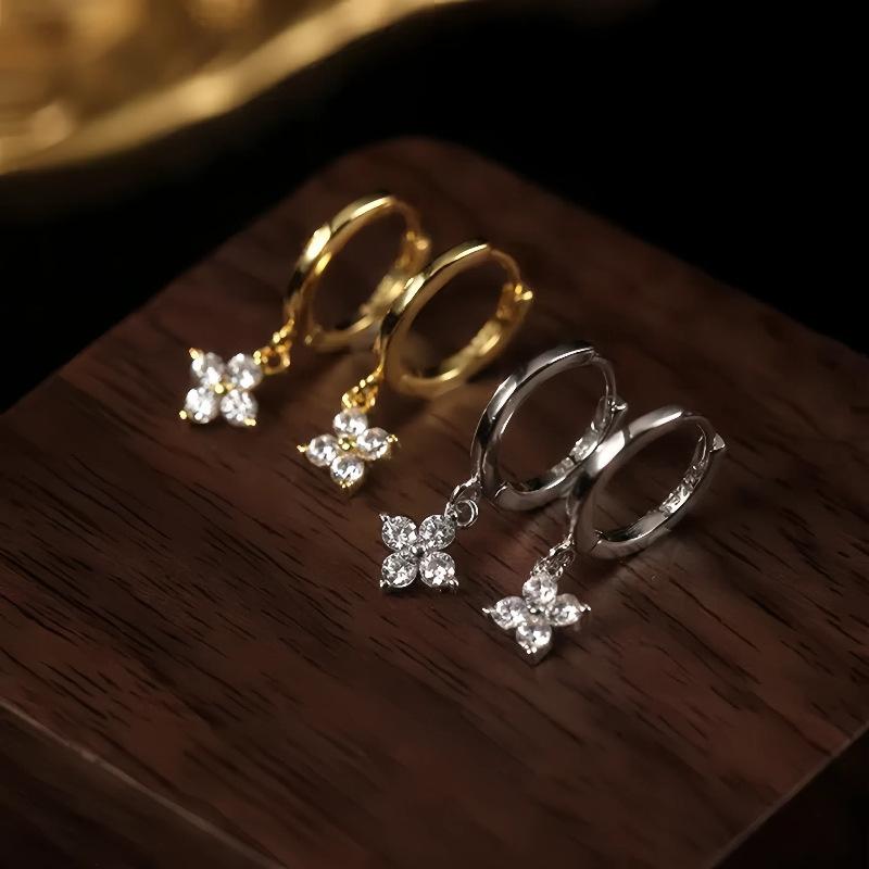 ピアス レディース S925 シルバー ジルコニア 四つ葉 クローバー 花 フラワー イヤリング スタッドピアス シルバー ゴールド 小さめ 小ぶり かわいい 清潔感 ガーリー