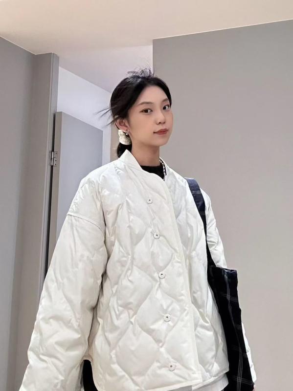 ダウンジャケット レディース 菱形キルティング ゆったりサイズ ベージュ系 オフホワイト系 森ガールスタイル 厚手 防寒着 ショート丈 アウター