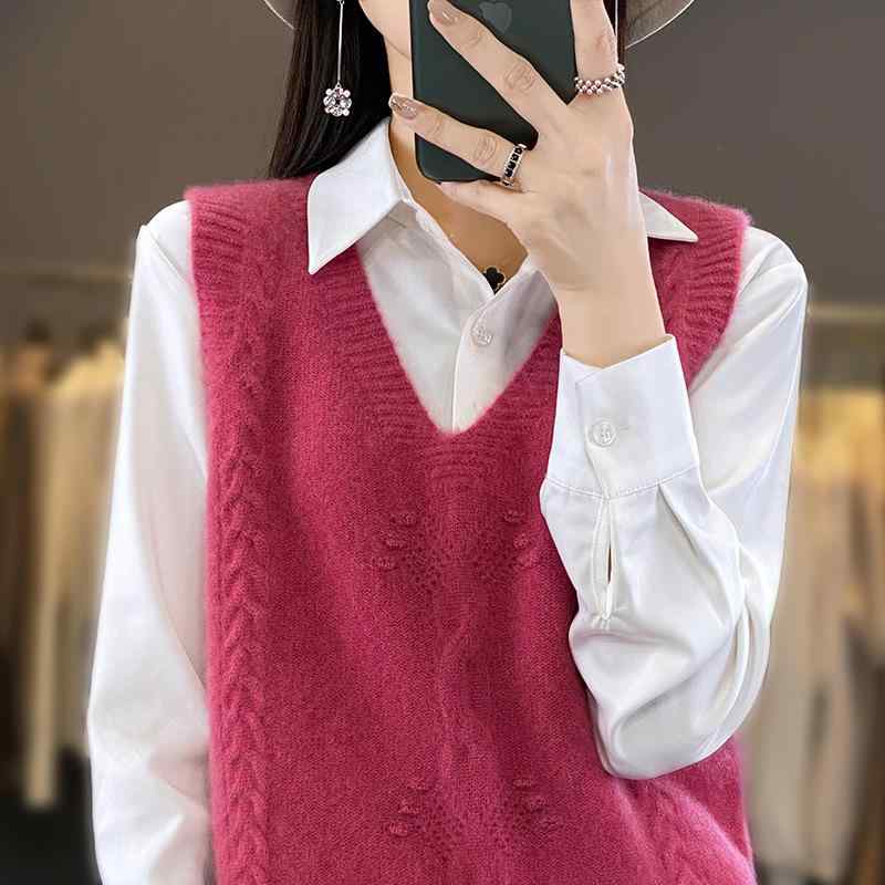 ニット レディース 春 Vネック ウール ベスト ゆったり ケーブル編み ノースリーブ アイボリー ピンク ブラック 通勤着