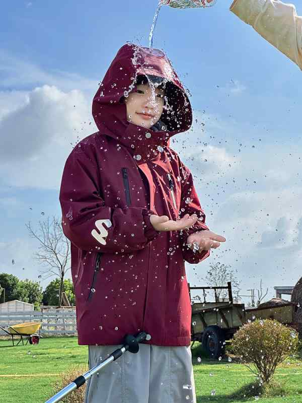 冲?衣 キッズ 防水 アウター 秋冬 子供服 防風 ジャケット 男の子 女の子 120cm 130cm 140cm 150cm 160cm 170cm 登山 遠足 旅行