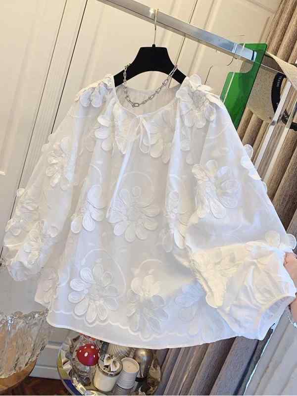 シャツ レディース かわいい コットン 刺・墸 レース 花柄 ブラウス ランタンスリーブ ゆったり ラウンドネック トップス 韓国風 カジュアル 春夏 ホワイト