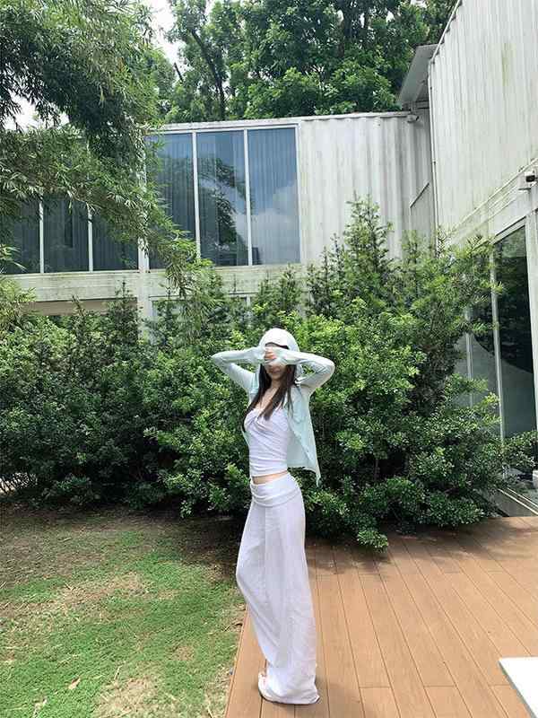 カジュアルパンツ レディース 春夏 リネン ストライプ ハイウエスト ワイドパンツ 接触冷感 薄手 涼しい 美脚 脚長効果 ゆったり 普段使い
