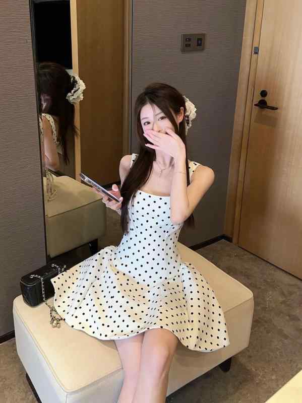 ワンピース レディース 春夏 高腰 ノースリーブ ショートワンピース ドット柄 リネン 背中開き かわいい フェミニン