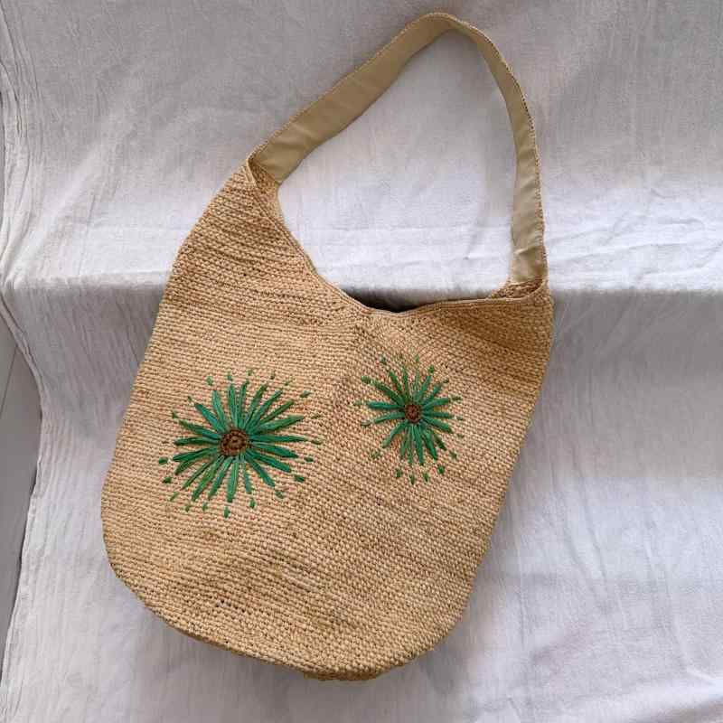 トートバッグ レディース ラフィア草 刺繍 花柄 草編み 肩掛け 手提げ 鞄 カジュアル リゾート 旅行 ビーチ